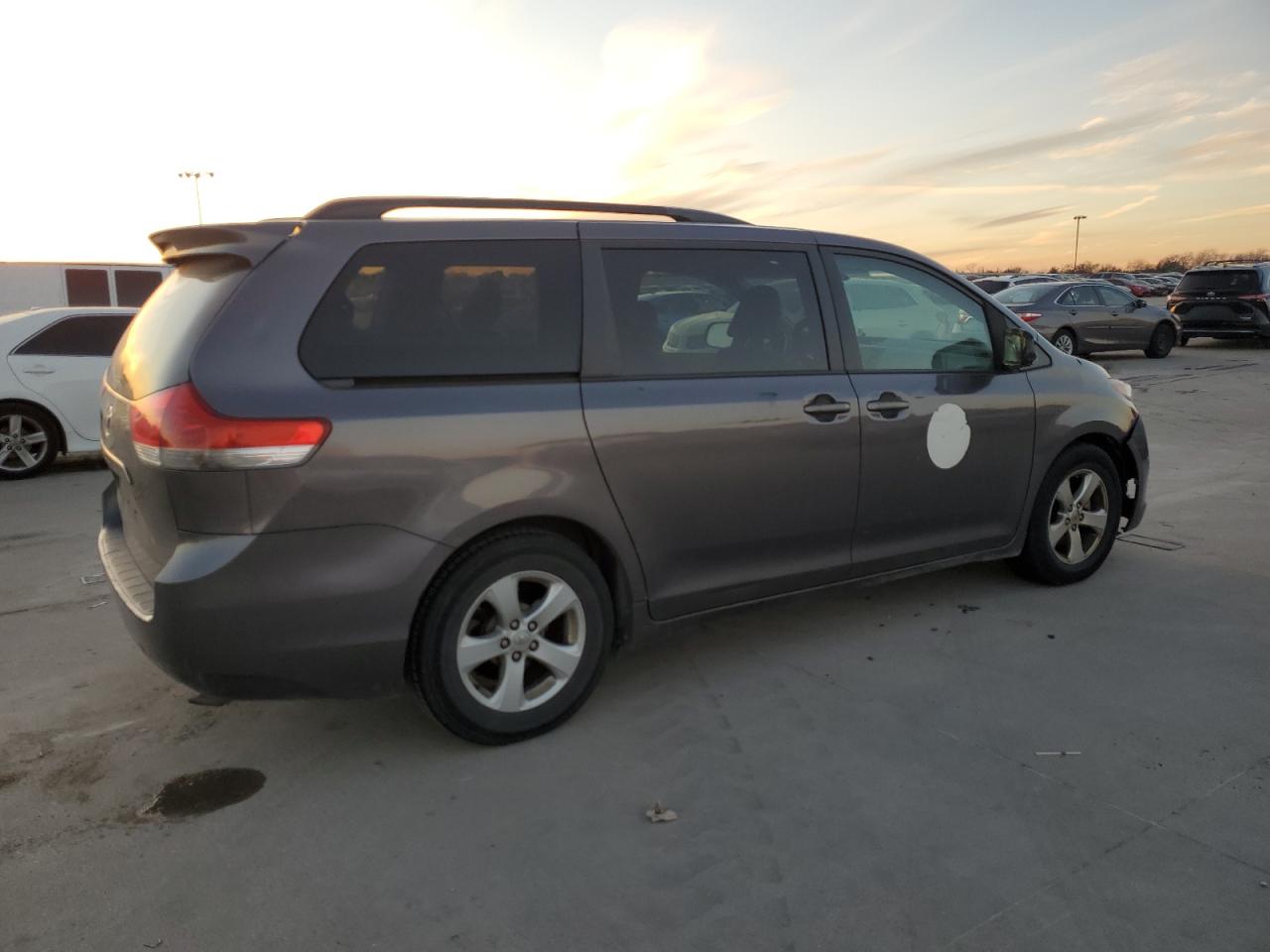 2014 Toyota Sienna VIN 5TDKK3DC3ES457432 Copart auction photo, mechanical / hail damage thumbnail 3