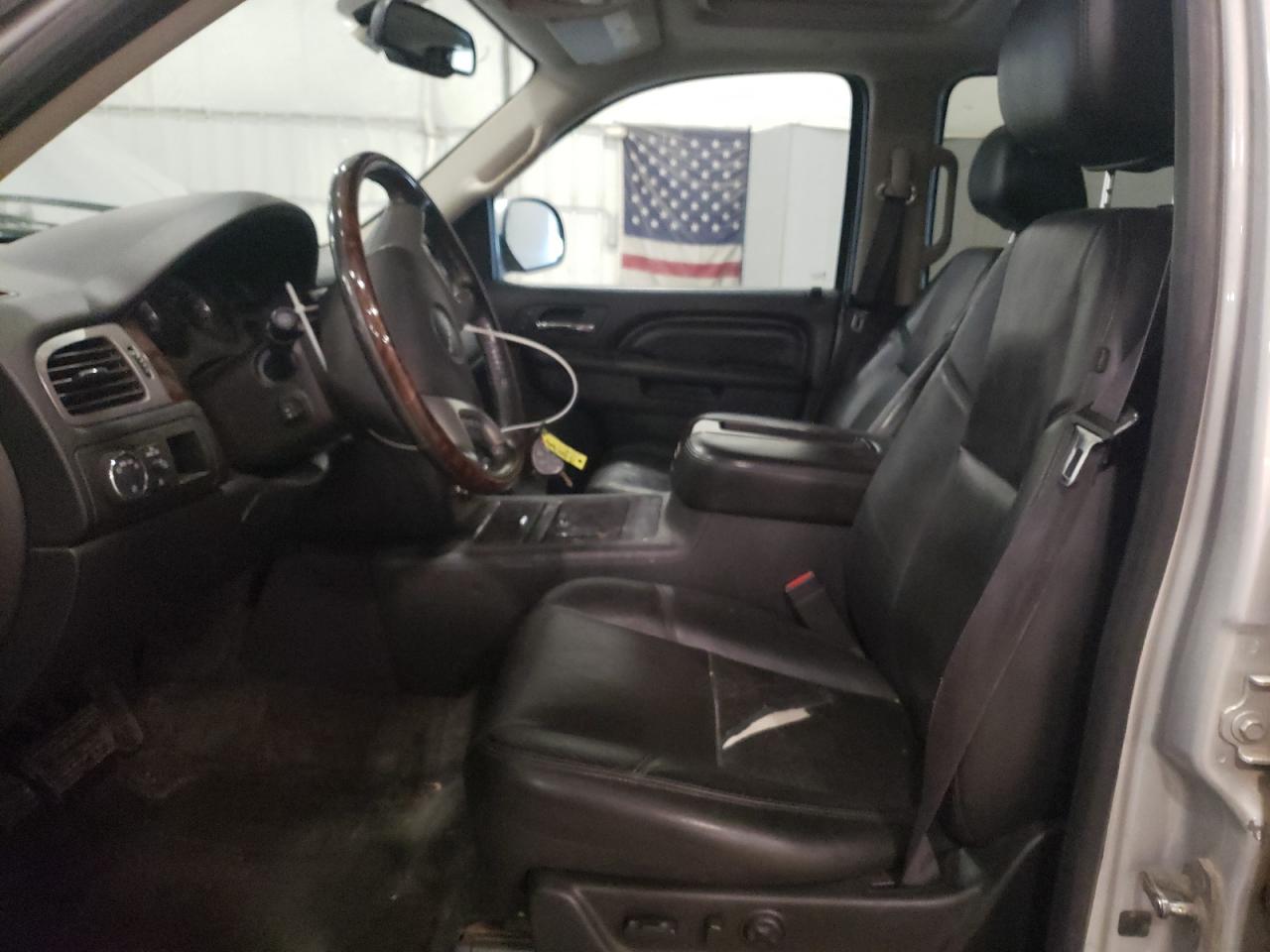 2013 GMC Yukon VIN 1GKS2MEF9DR375172 Copart auction photo, side damage thumbnail 7