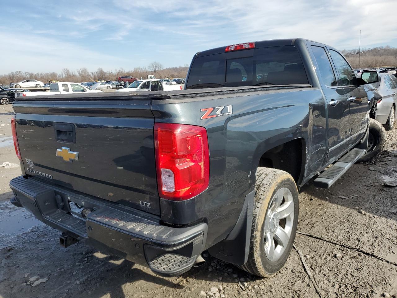 2018 Chevrolet Silverado VIN 1GCVKSEC8JZ294856 Copart auction photo, side / front end damage thumbnail 3