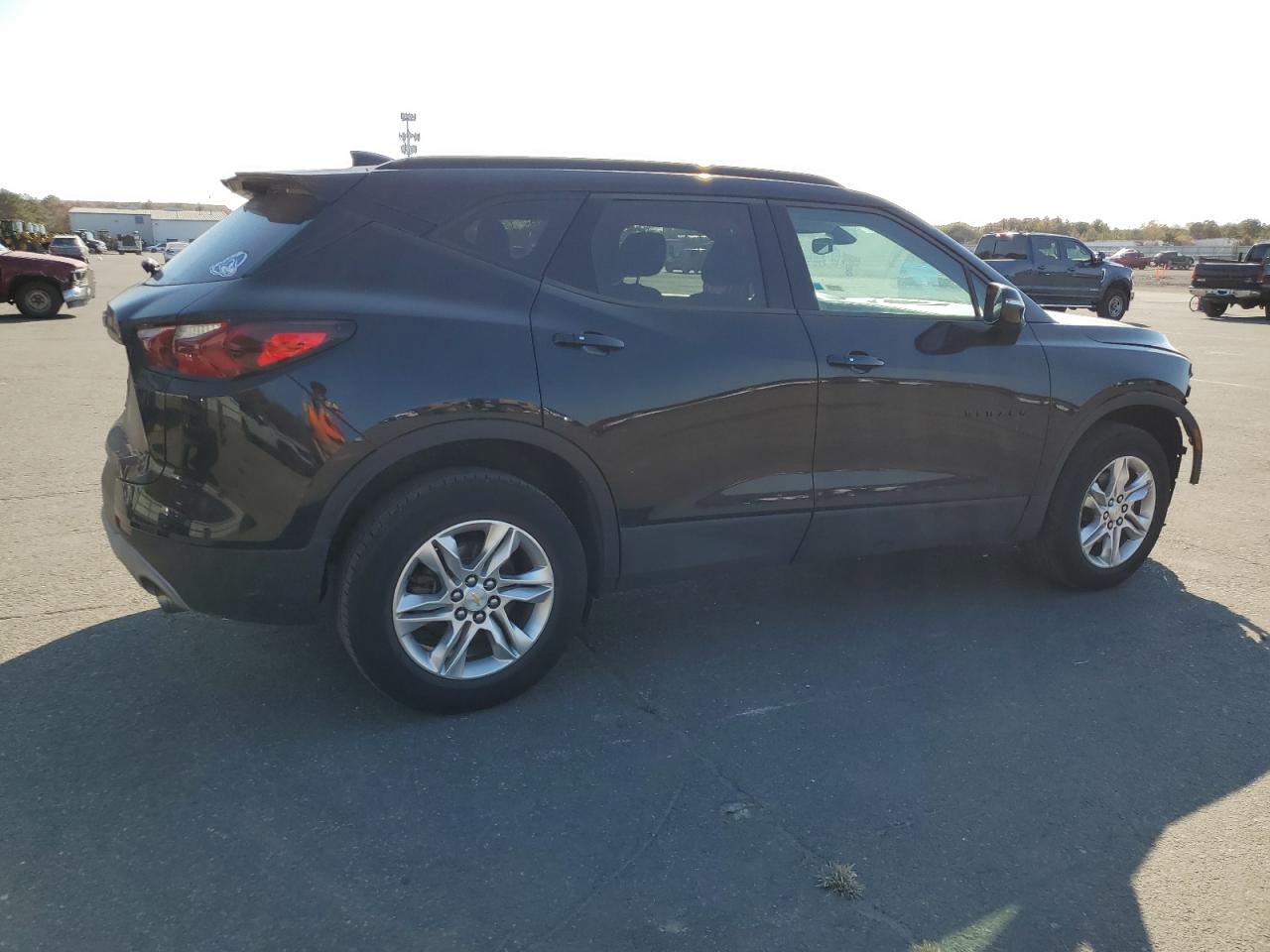 2020 Chevrolet Blazer VIN 3GNKBHRS6LS611600 Copart auction photo, front end / minor dent/scratches damage thumbnail 3