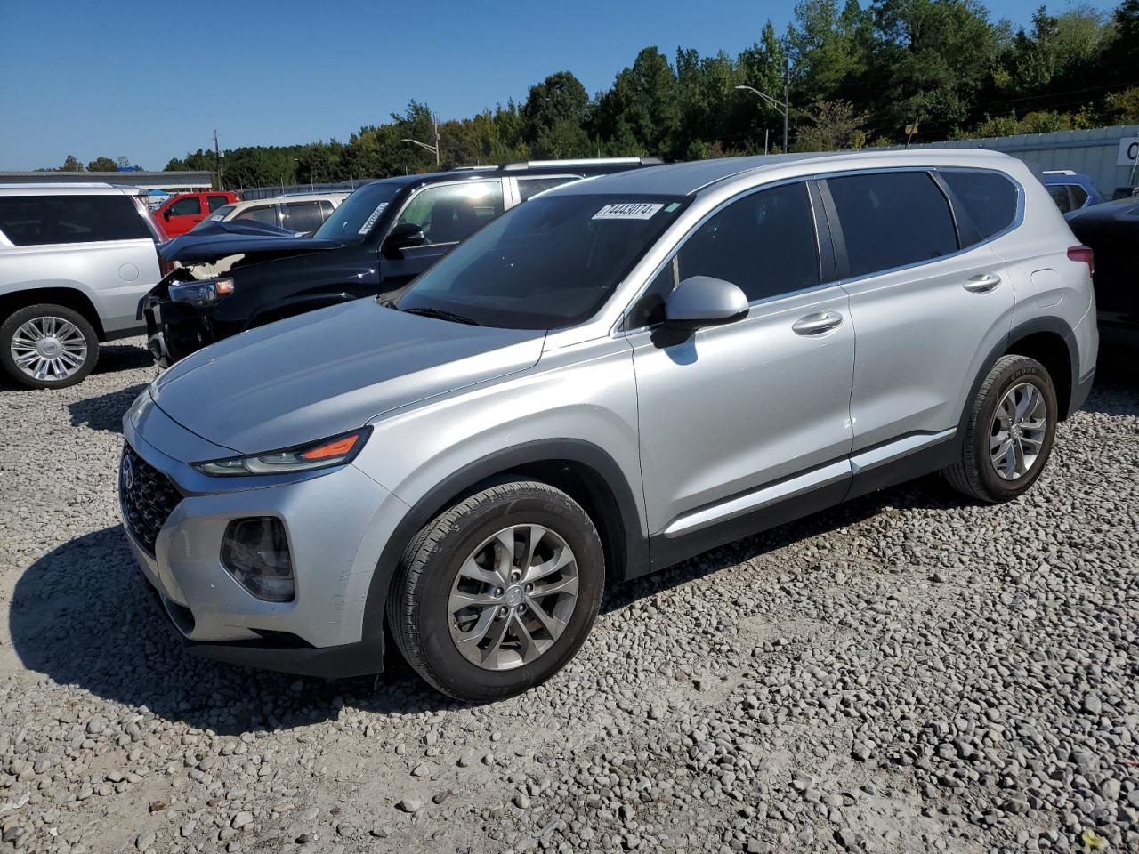 2019 Hyundai Santa Fe VIN 5NMS23AD2KH010456