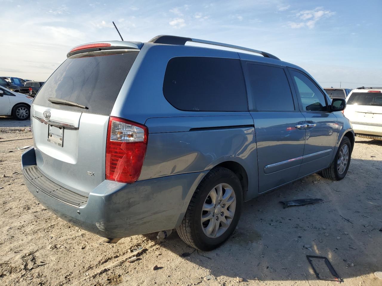 2010 KIA Sedona VIN KNDMH4C3XA6343775 Copart auction photo, rear end damage thumbnail 3