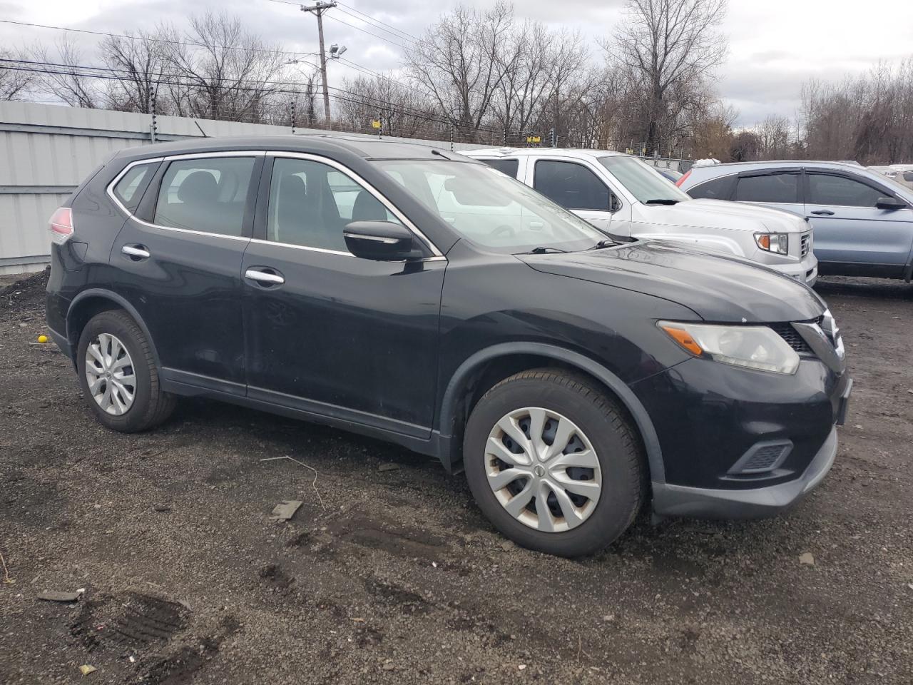 2015 Nissan Rogue VIN KNMAT2MVXFP507601 Copart auction photo, side damage thumbnail 4