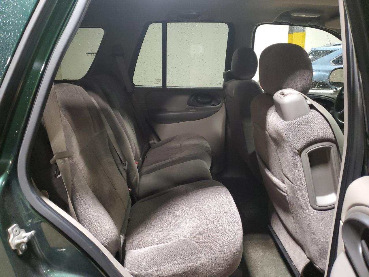 2004 Chevrolet TrailBlazer VIN 1GNDT13S642355705 Copart auction photo, front end / side damage thumbnail 11