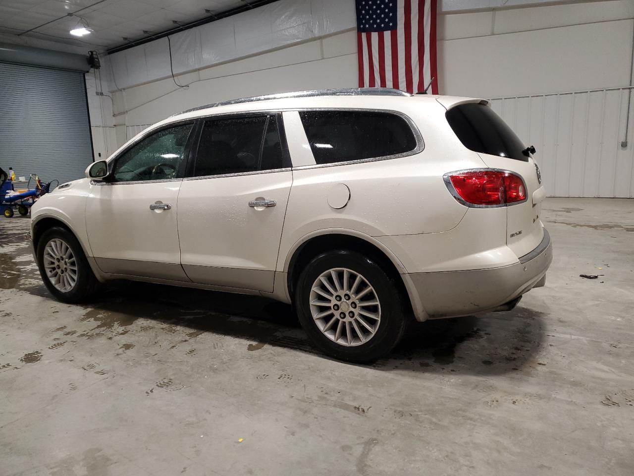 2011 Buick Enclave VIN 5GAKRCED0BJ225738 Copart auction photo, front end damage thumbnail 2