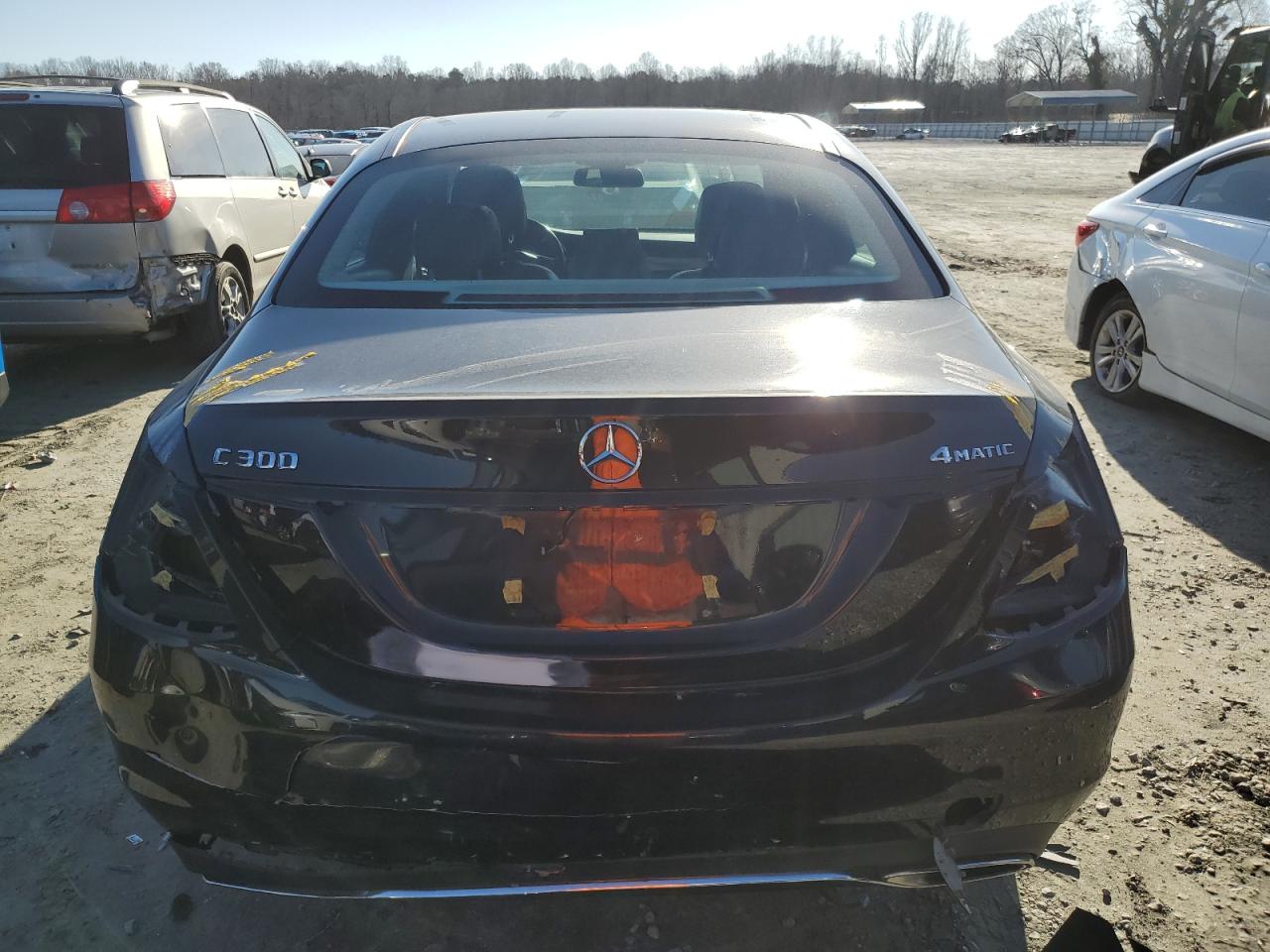 2015 Mercedes-Benz C-klasse VIN 55SWF4KB0FU040649 Copart auction photo, all over damage thumbnail 6