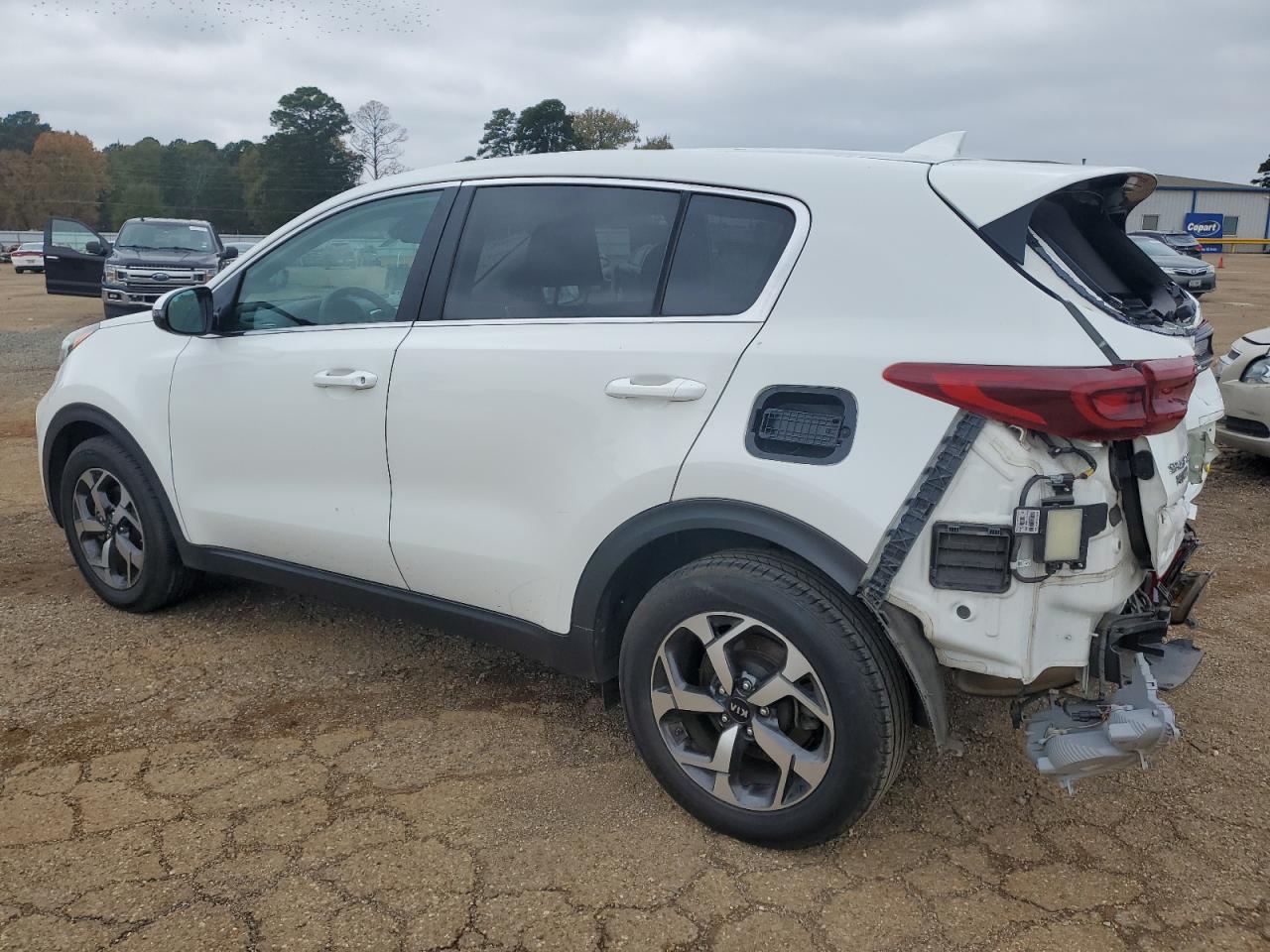 2020 KIA Sportage VIN KNDPM3AC3L7827810 Copart auction photo, rear end / mechanical damage thumbnail 2