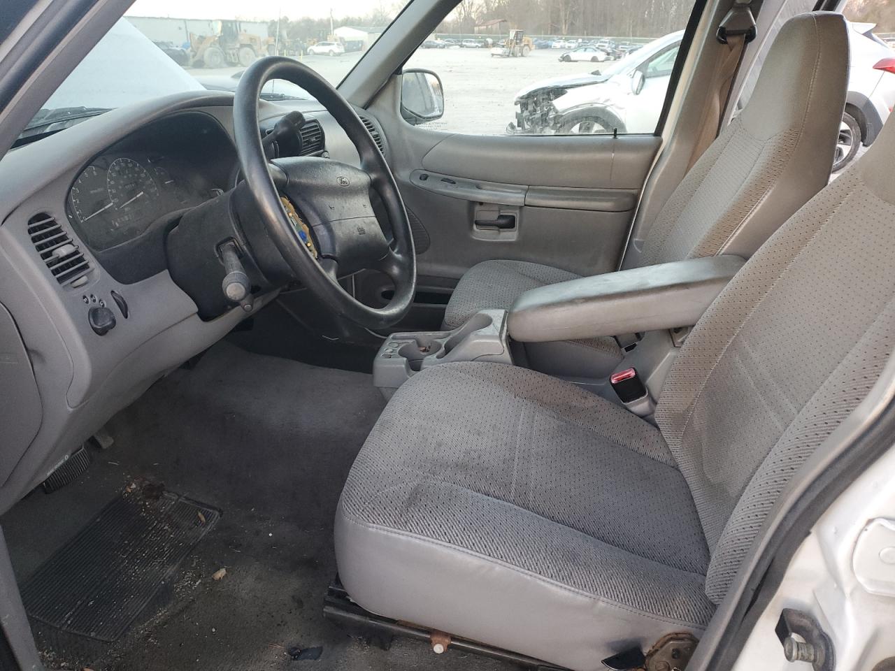 2000 Ford Explorer VIN 1FMZU72E9YZA98820 Copart auction photo, all over damage thumbnail 7