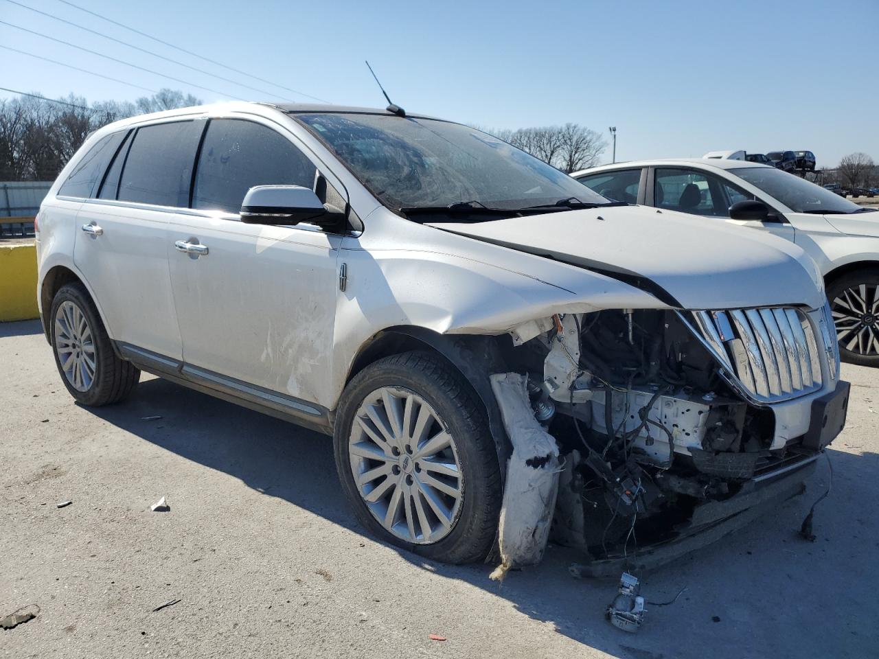 2013 Lincoln MKX VIN 2LMDJ8JK2DBL49257 Copart auction photo, front end damage thumbnail 4