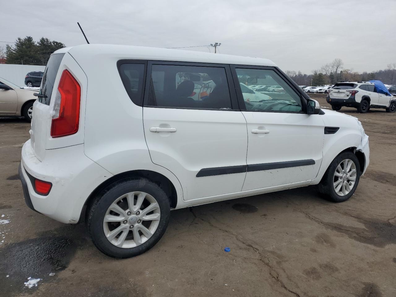 2013 KIA Soul VIN KNDJT2A6XD7777020 Copart auction photo, front end damage thumbnail 3