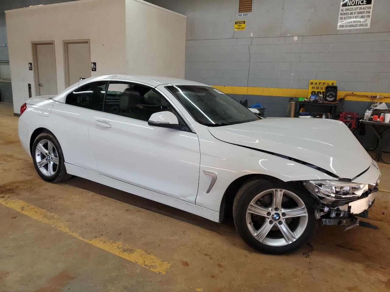 2014 BMW 4er VIN WBA3V5C59EP747708 Copart auction photo, all over / undercarriage damage thumbnail 4