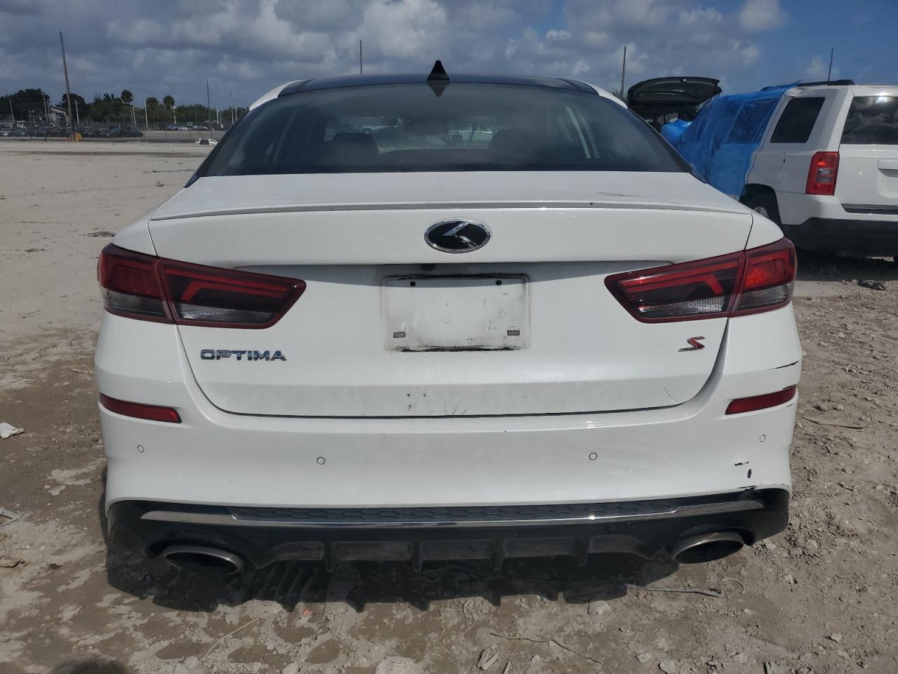 2019 KIA Optima VIN 5XXGT4L32KG365882 Copart auction photo, front end / minor dent/scratches damage thumbnail 6