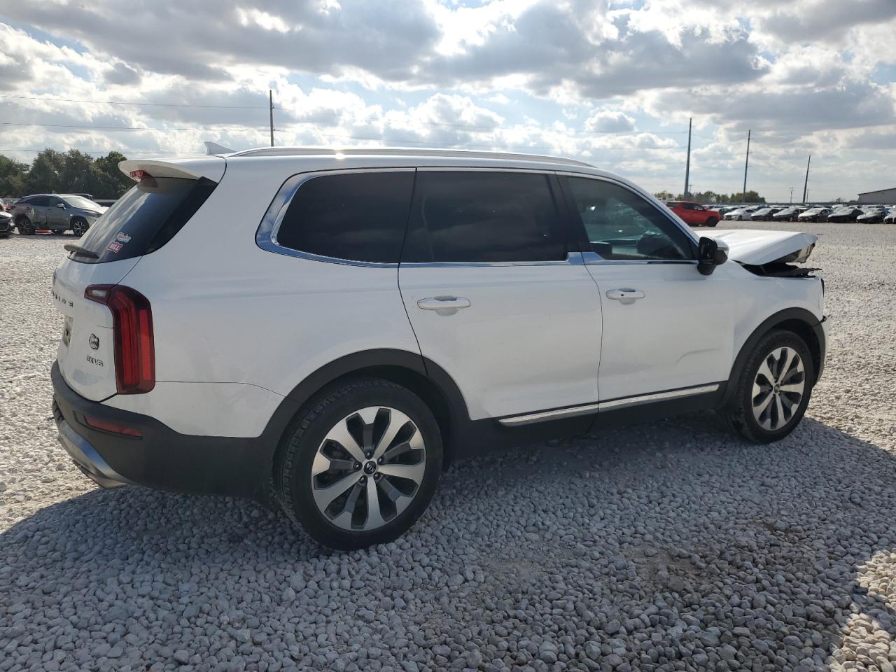 2020 KIA Telluride VIN 5XYP34HC1LG070553 Copart auction photo, front end / minor dent/scratches damage thumbnail 3