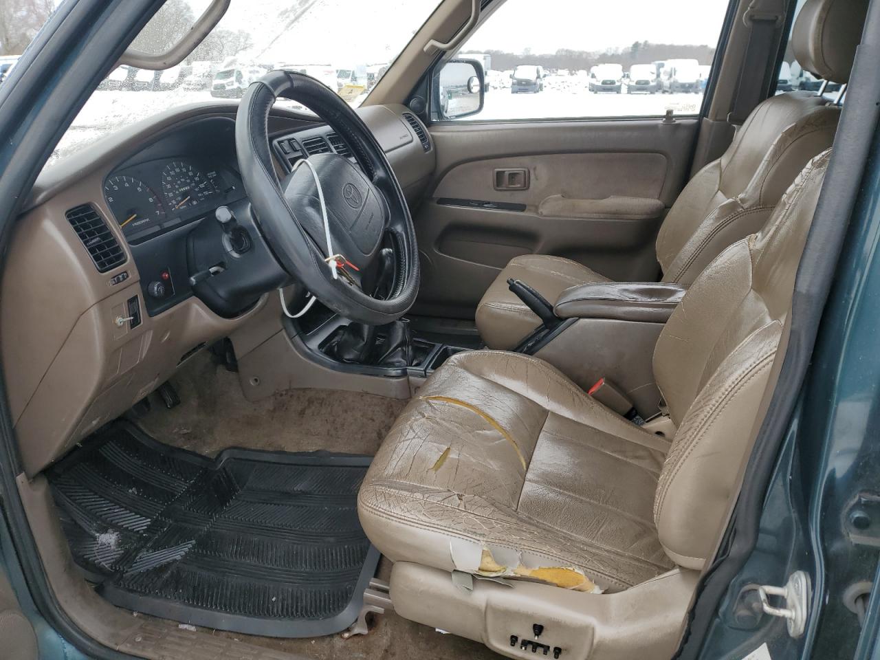 1997 Toyota 4Runner VIN JT3HN86R5V0092792 Copart auction photo, undercarriage / minor dent/scratches damage thumbnail 7