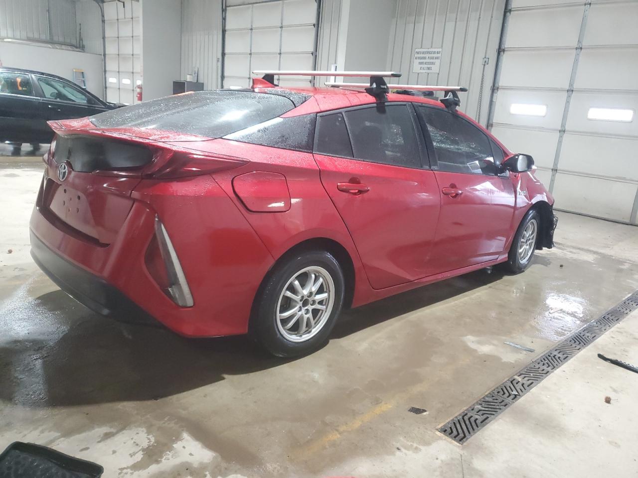 2017 Toyota Prius VIN JTDKARFP9H3001303 Copart auction photo, front end damage thumbnail 3