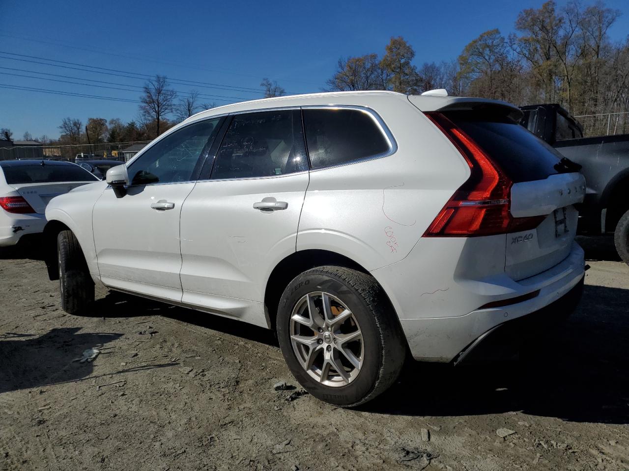 2021 Volvo XC60 VIN YV4102DK3M1760366 Copart auction photo, front end / minor dent/scratches damage thumbnail 2
