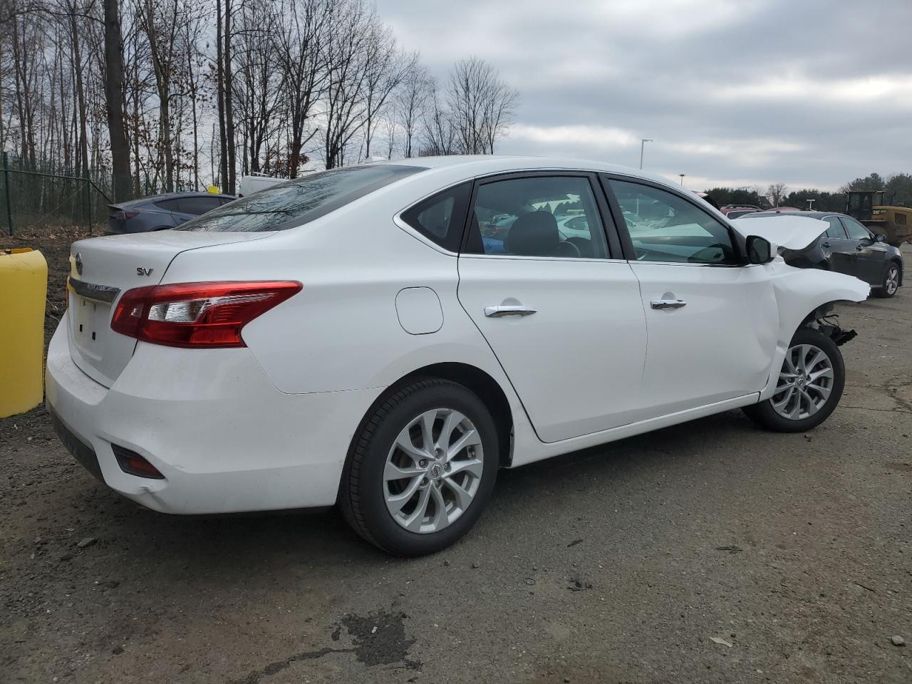 2019 Nissan Sentra VIN 3N1AB7AP4KY427244 Copart auction photo, front end / side damage thumbnail 3