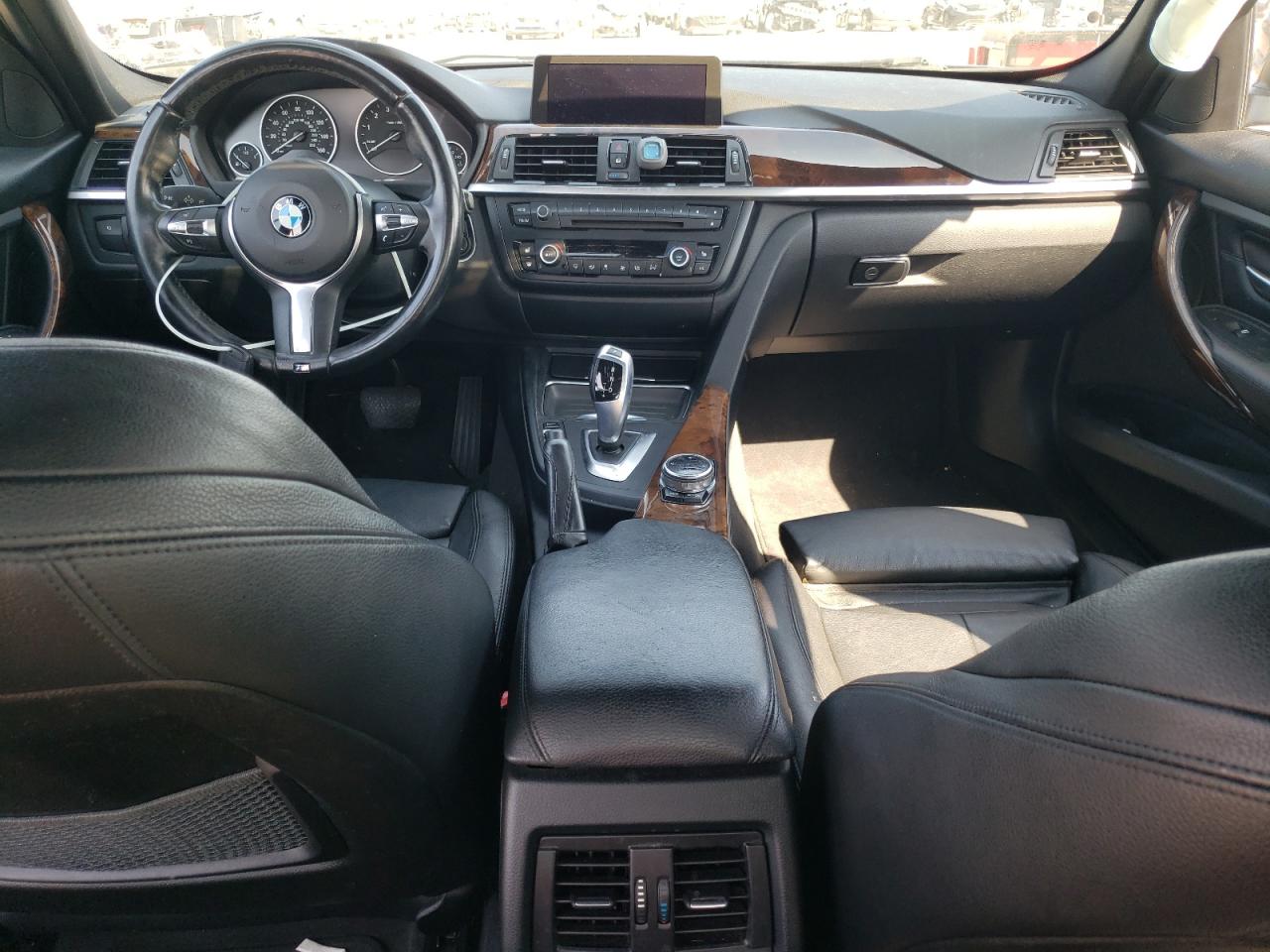 2014 BMW 3er VIN WBA3B1C59EP679668 Copart auction photo, side / rear end damage thumbnail 8