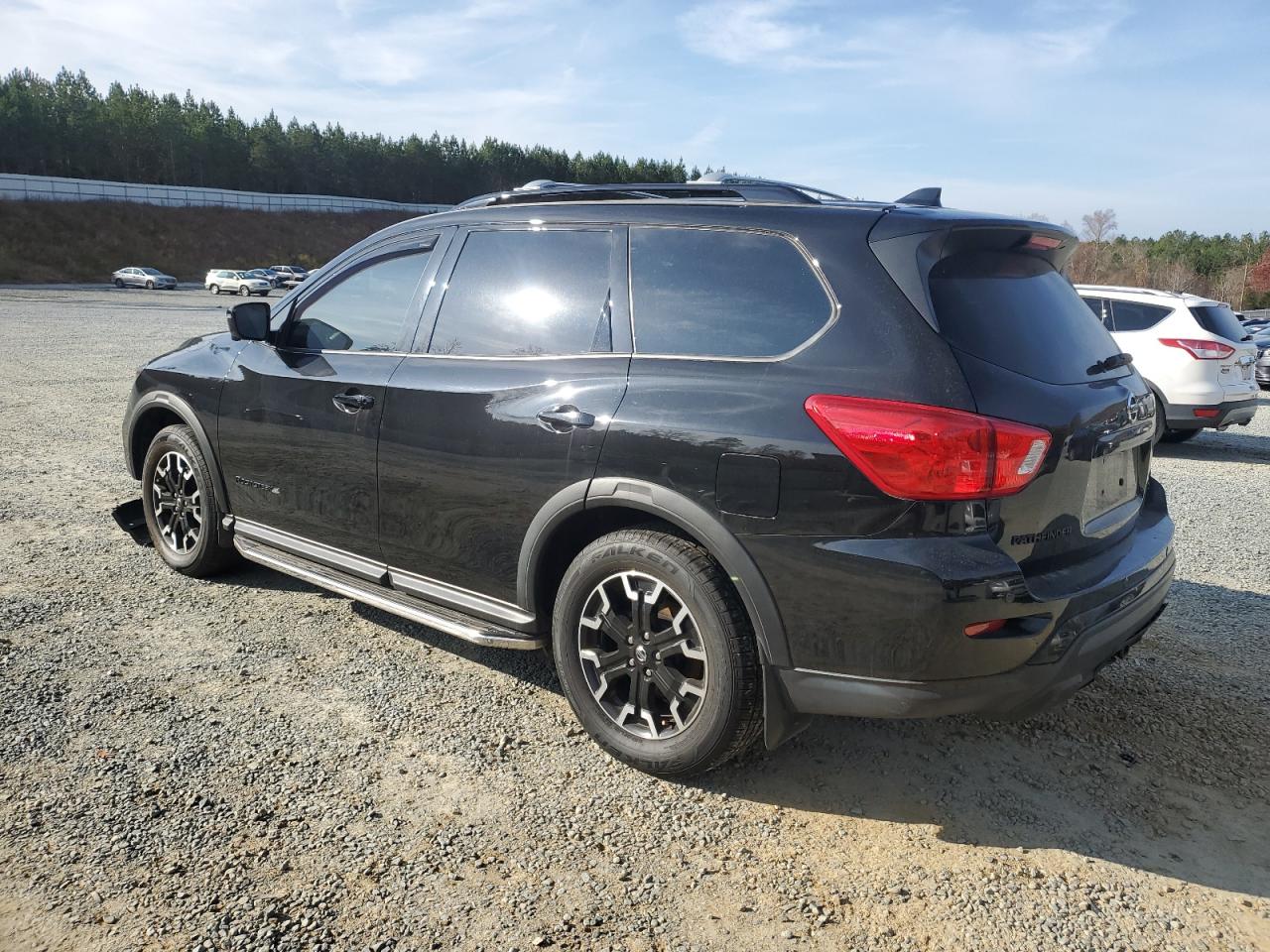 2020 Nissan Pathfinder VIN 5N1DR2CMXLC587811 Copart auction photo, front end damage thumbnail 2