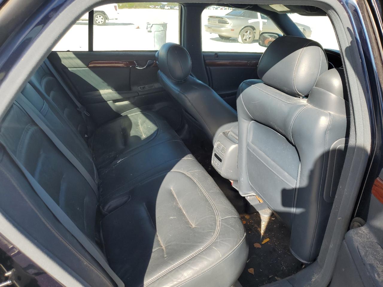 2003 Cadillac De Ville VIN 1G6KD54Y93U222370 Copart auction photo, water/flood damage thumbnail 10