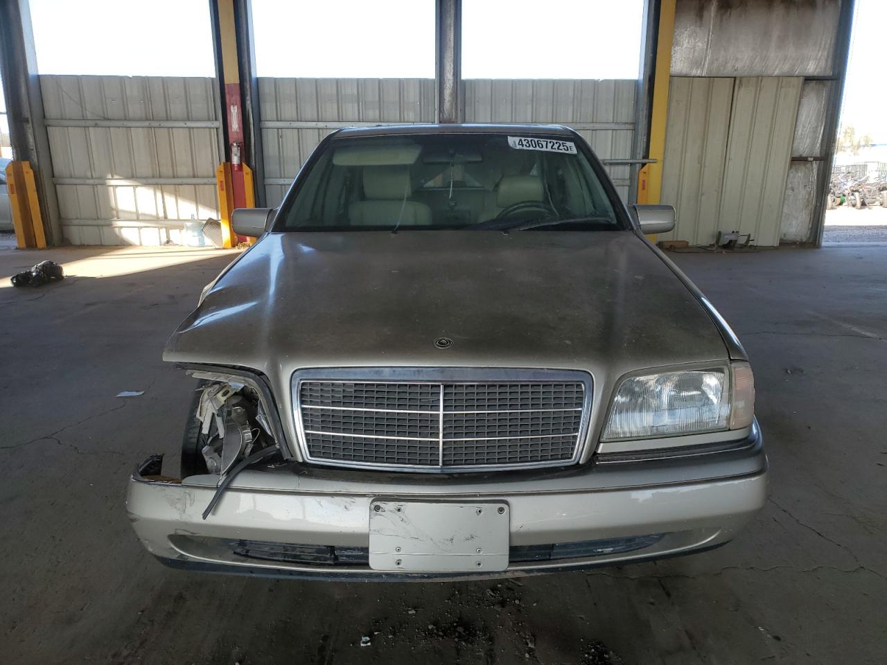 1995 Mercedes-Benz C-klasse VIN WDBHA22E8SF247446 Copart auction photo, front end / side damage thumbnail 5