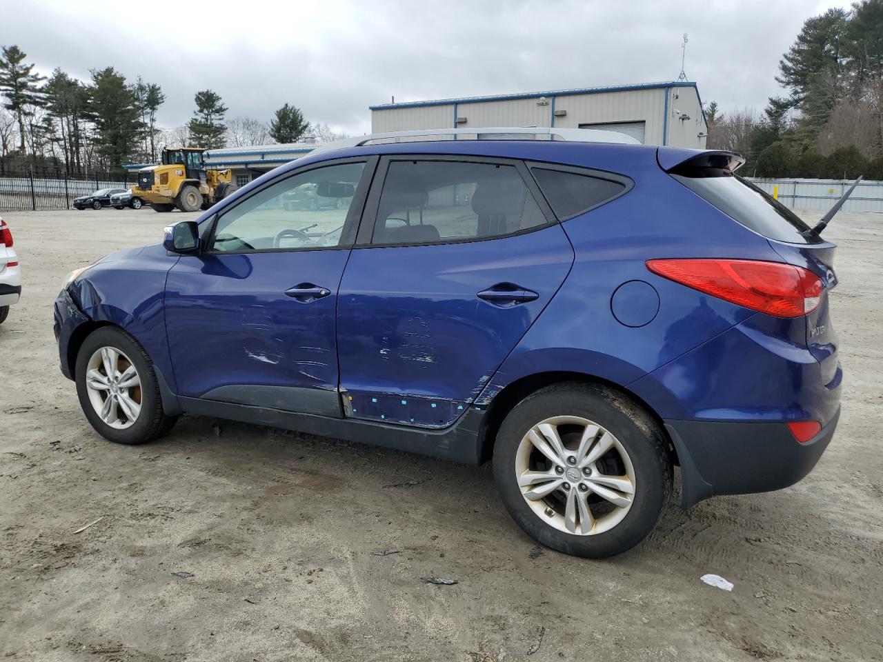 2013 Hyundai Tucson VIN KM8JUCAC8DU620446 Copart auction photo, side / front end damage thumbnail 2