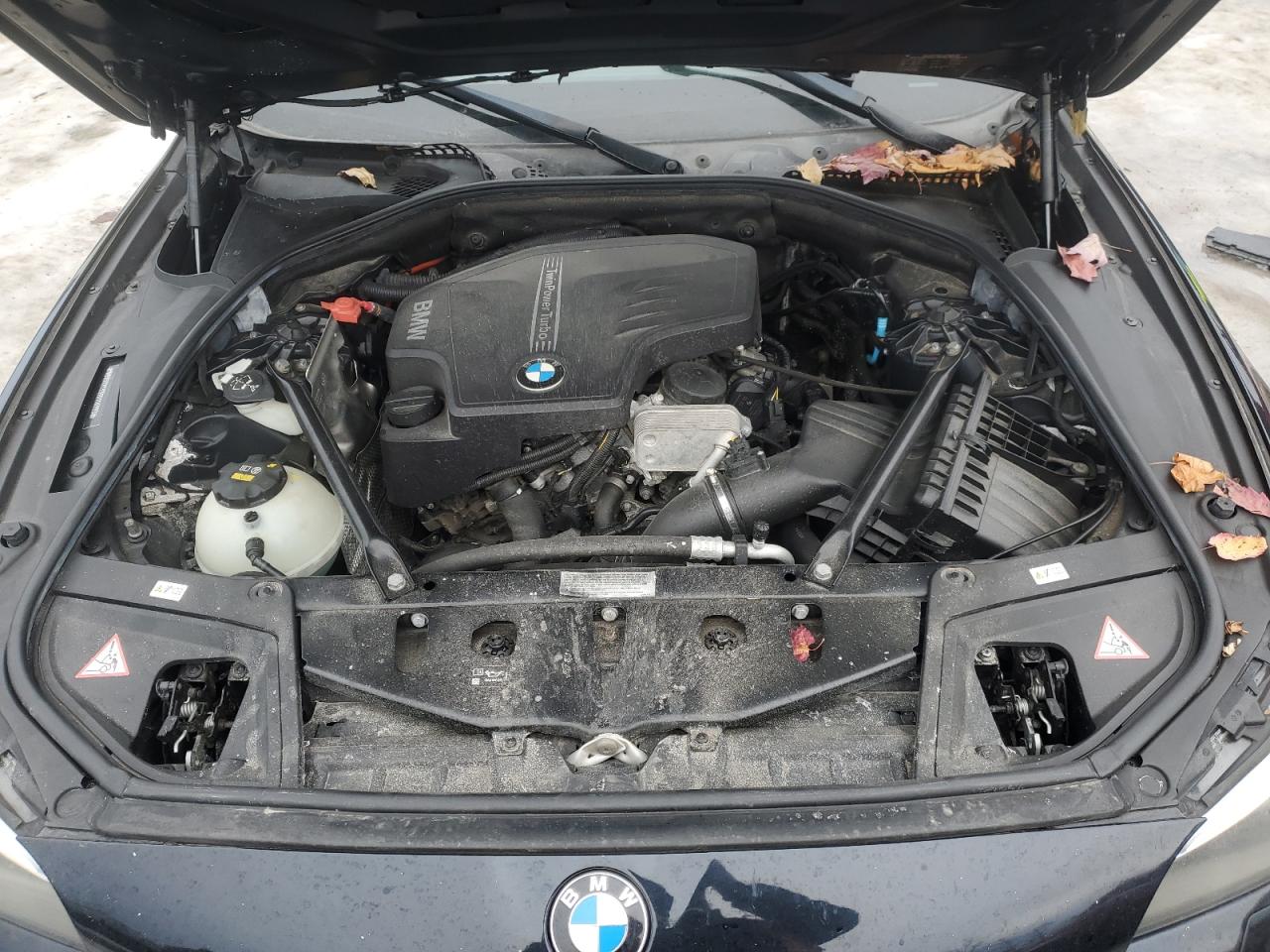 2016 BMW 5er VIN WBA5A7C53GG146393 Copart auction photo, vandalism damage thumbnail 11
