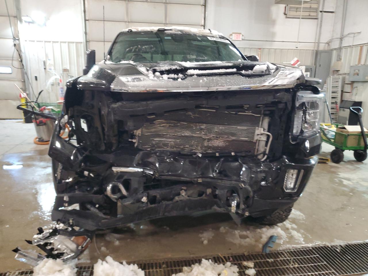 2022 GMC Sierra VIN 1GT49REY7NF259793 Copart auction photo, front end / side damage thumbnail 5