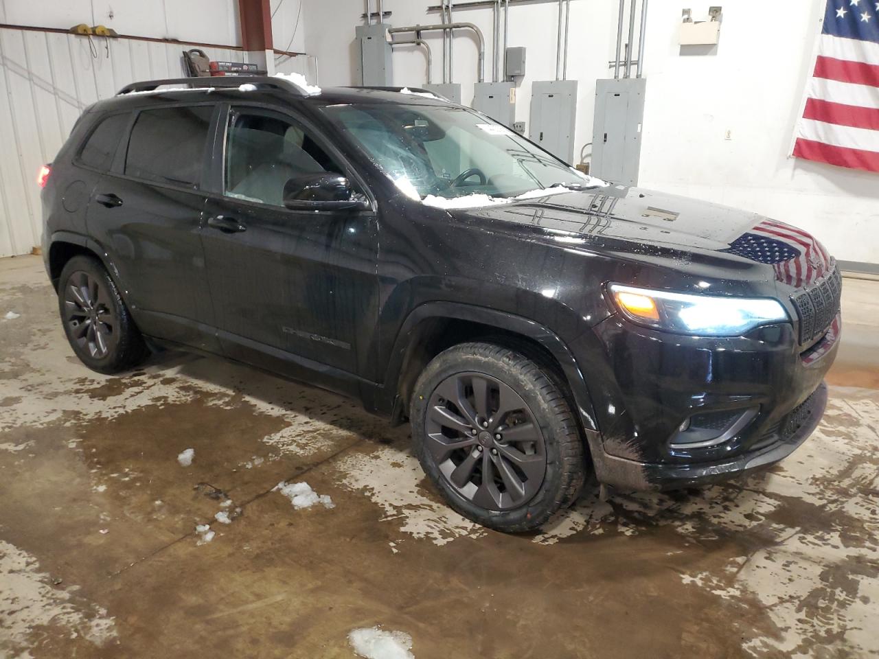 2019 Jeep Grand Cherokee VIN 1C4PJMDX6KD425597 Copart auction photo, side / rear end damage thumbnail 4