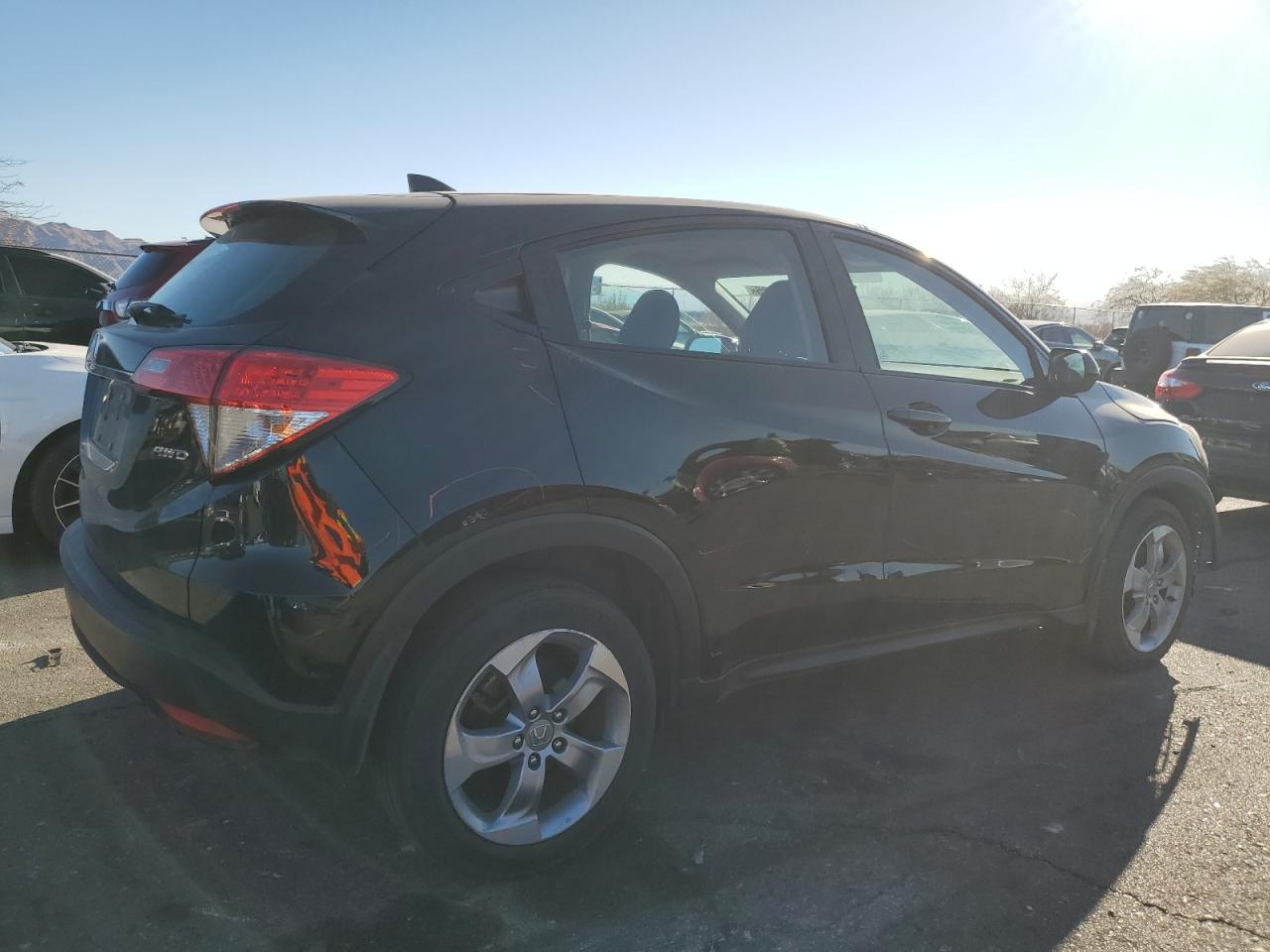 2019 Honda HR-V VIN 3CZRU6H36KG700210 Copart auction photo, front end damage thumbnail 3