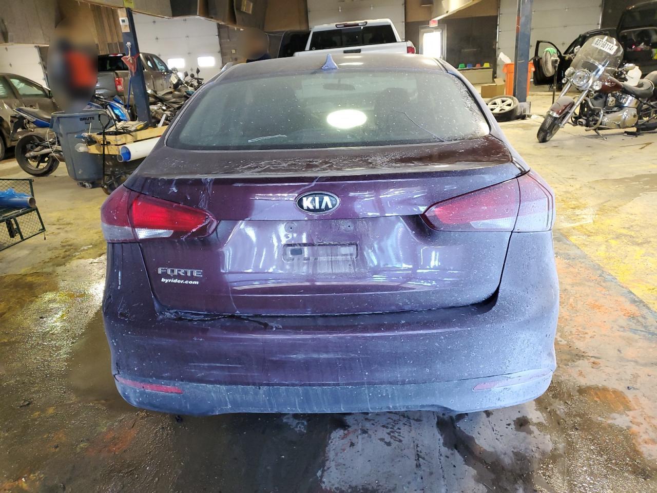 2017 KIA Forte VIN 3KPFK4A71HE048746 Copart auction photo, front end / mechanical damage thumbnail 6