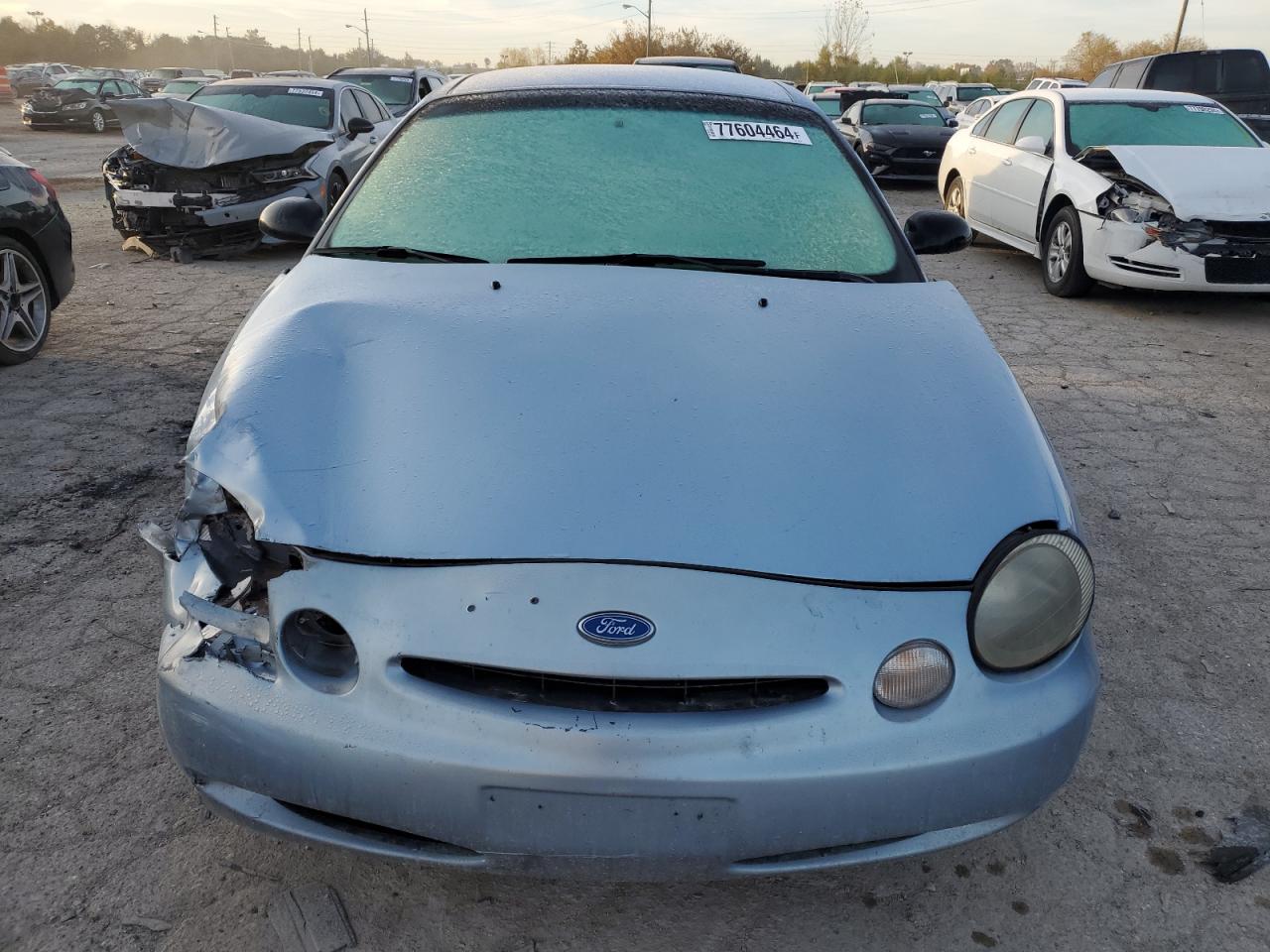 1997 Ford Taurus VIN 1FALP51U8VA192556 Copart auction photo, front end / minor dent/scratches damage thumbnail 5
