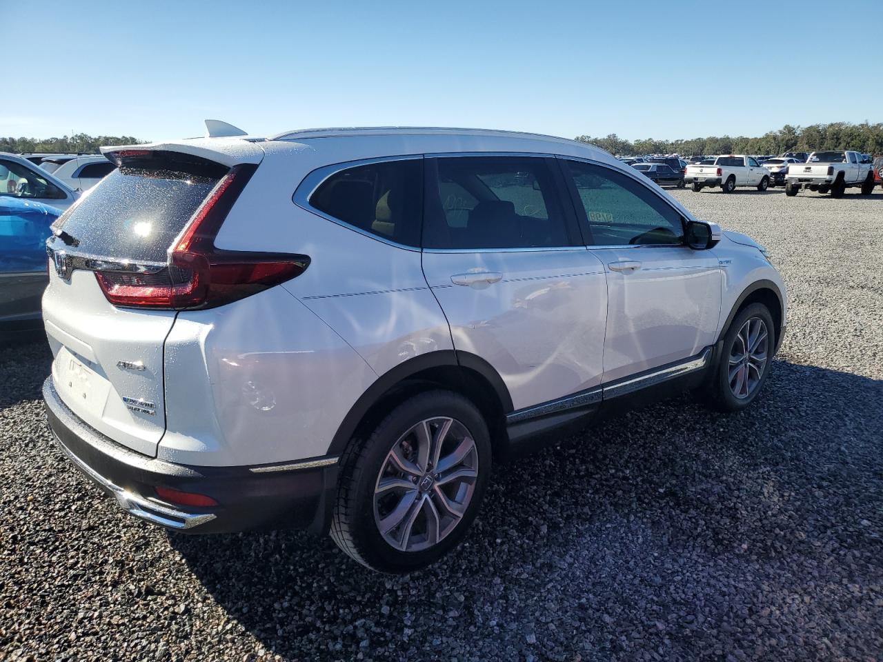 2022 Honda CR-V VIN 5J6RT6H94NL004718 Copart auction photo, water/flood damage thumbnail 3