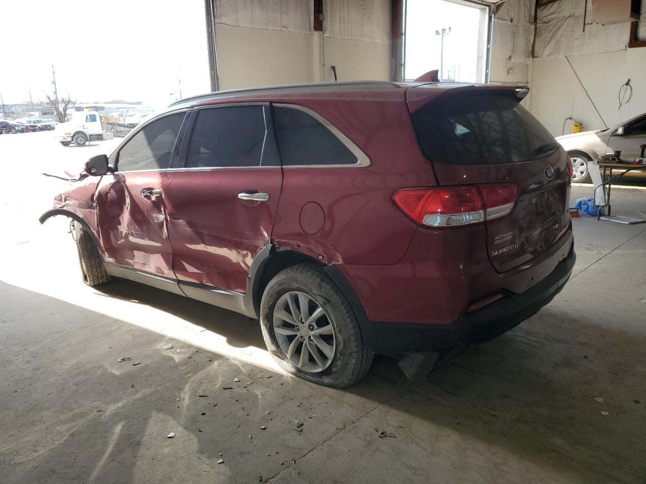 2017 KIA Sorento VIN 5XYPGDA35HG322875 Copart auction photo, front end / side damage thumbnail 2