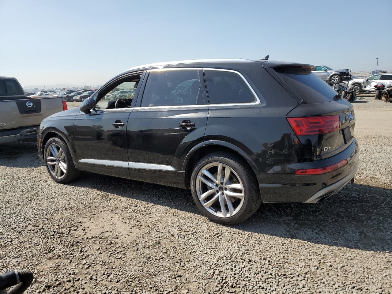 2018 Audi Q7 VIN WA1VAAF77JD052114 Copart auction photo, front end damage thumbnail 2