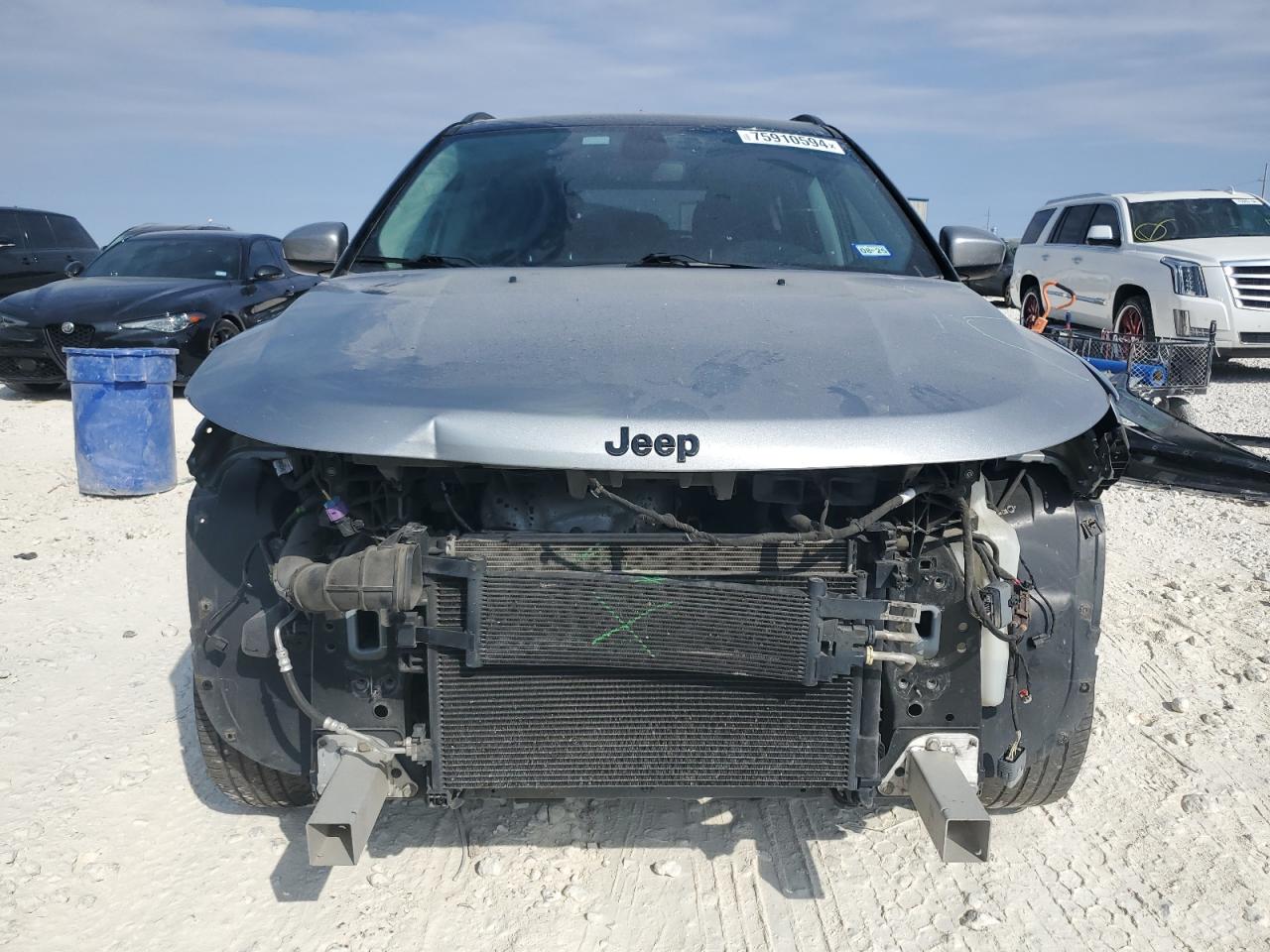 2018 Jeep Compass VIN 3C4NJDBB0JT453550 Copart auction photo, front end damage thumbnail 5