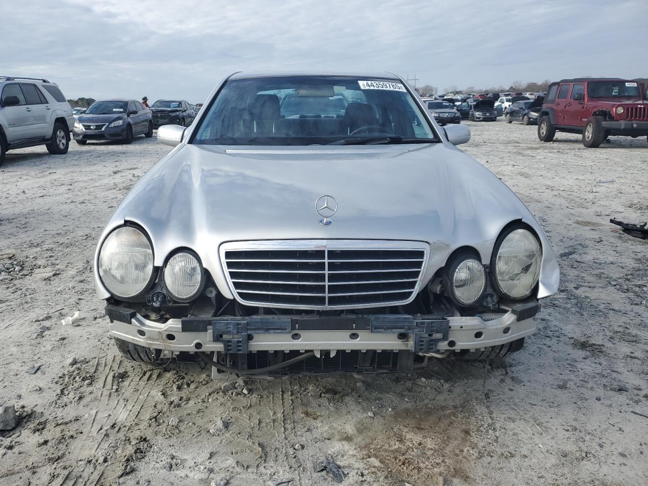 2001 Mercedes-Benz E-klasse VIN WDBJF74J51B252829 Copart auction photo, front end damage thumbnail 5