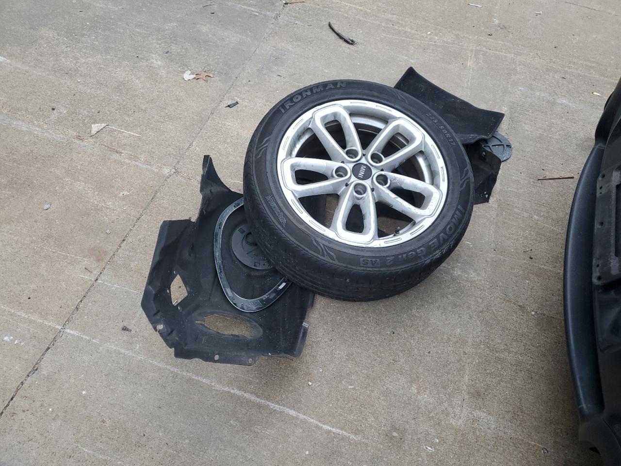 2016 MINI Cooper VIN WMWZC3C58GWT10540 Copart auction photo, front end / undercarriage damage thumbnail 12