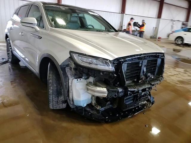 2019 Lincoln Nautilus VIN 2LMPJ8L98KBL47906 Copart auction photo, front end / side damage thumbnail 15