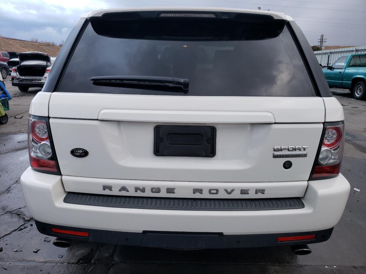 2010 Land Rover Range Rover VIN SALSH2E45AA223843 Copart auction photo, front end / side damage thumbnail 6
