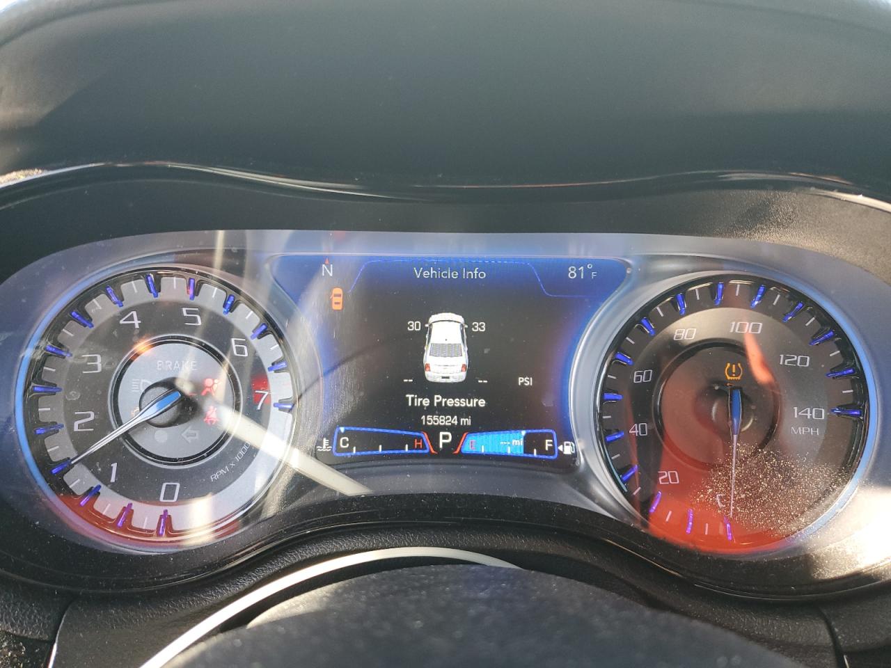 2019 Chrysler 300 VIN 2C3CCABG3KH639836 Copart auction photo, side / front end damage thumbnail 9