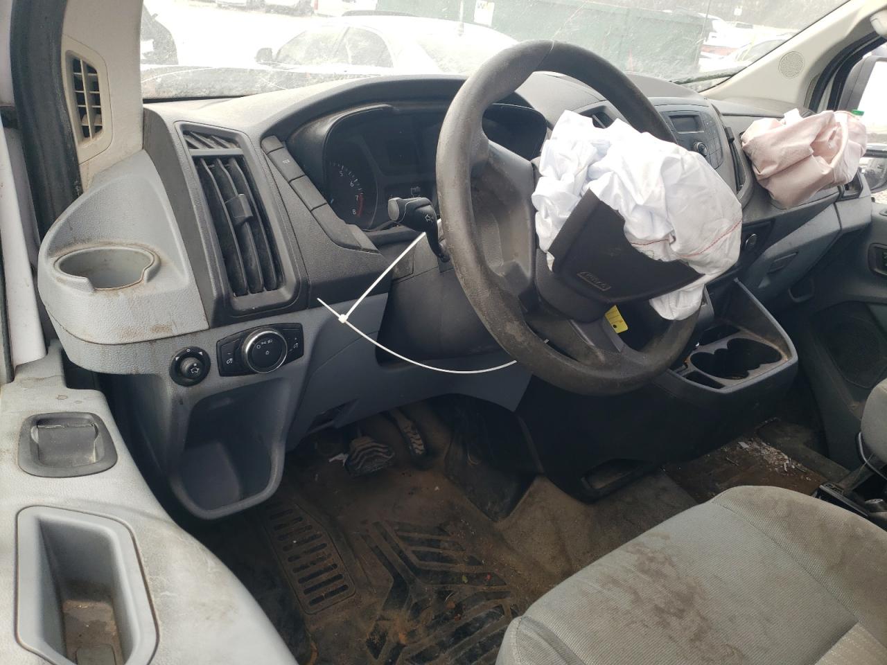 2015 Ford Transit VIN 1FTYR1ZMXFKA86791 Copart auction photo, front end damage thumbnail 8