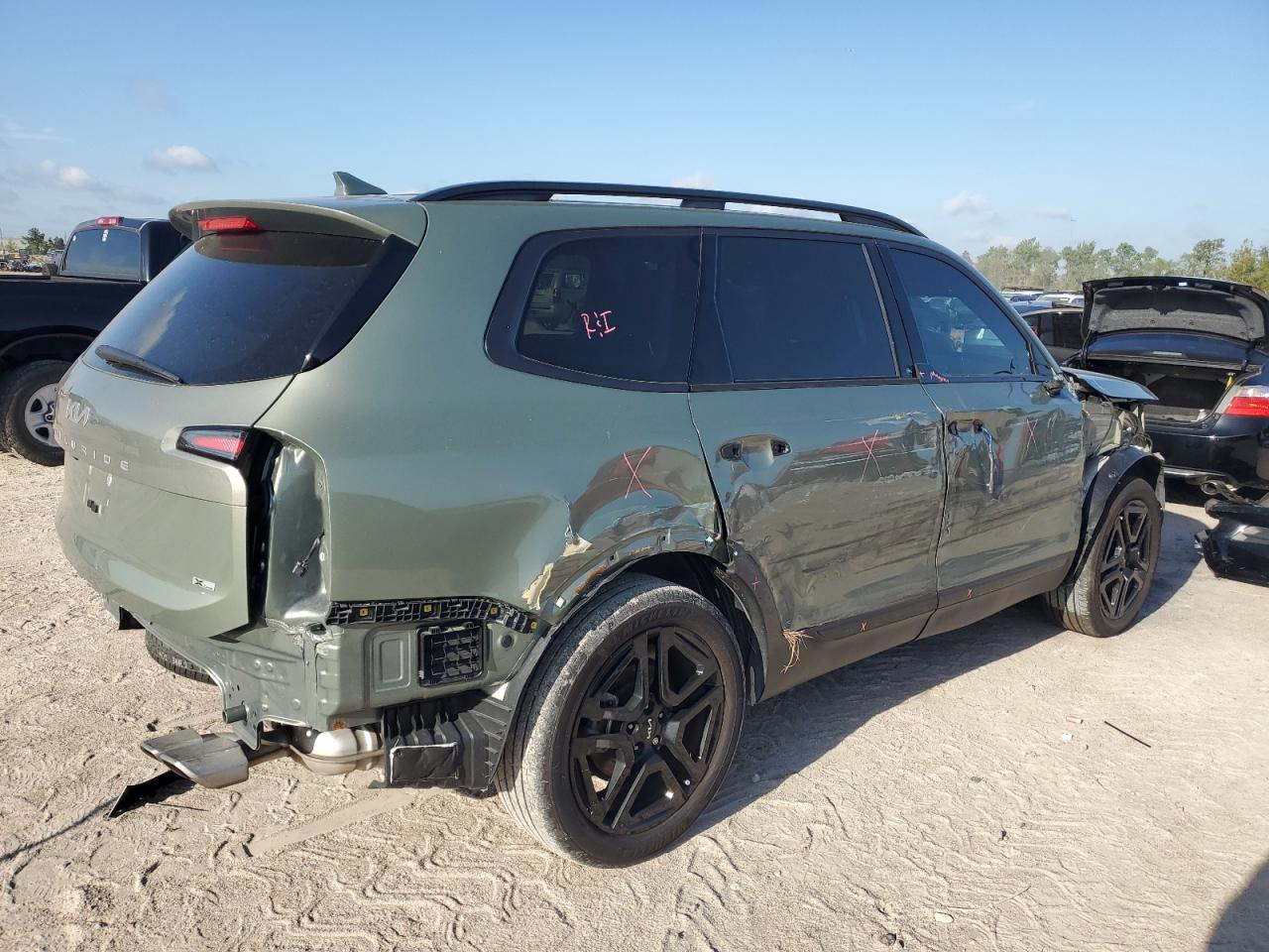 2024 KIA Telluride VIN 5XYP5DGCXRG430083 Copart auction photo, all over damage thumbnail 3