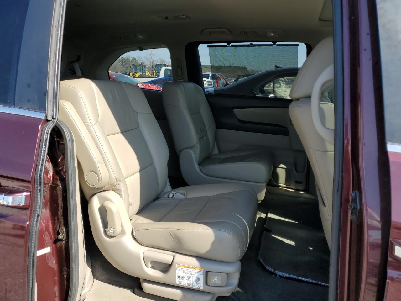 2013 Honda Odyssey VIN 5FNRL5H66DB050364 Copart auction photo, front end damage thumbnail 11