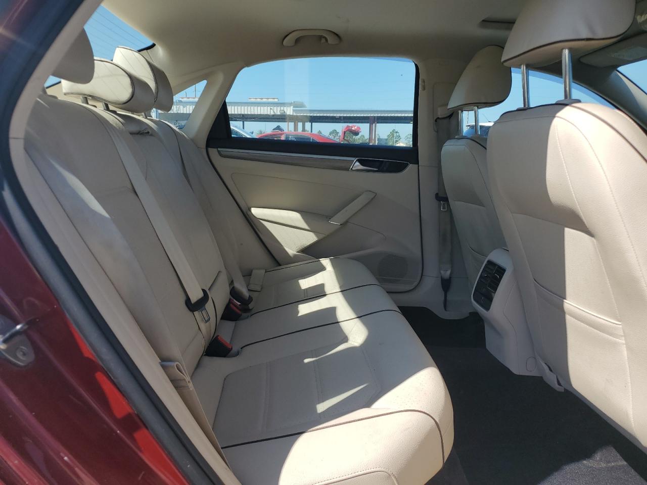 2017 Volkswagen Passat VIN 1VWBT7A35HC012332 Copart auction photo, front end / minor dent/scratches damage thumbnail 10