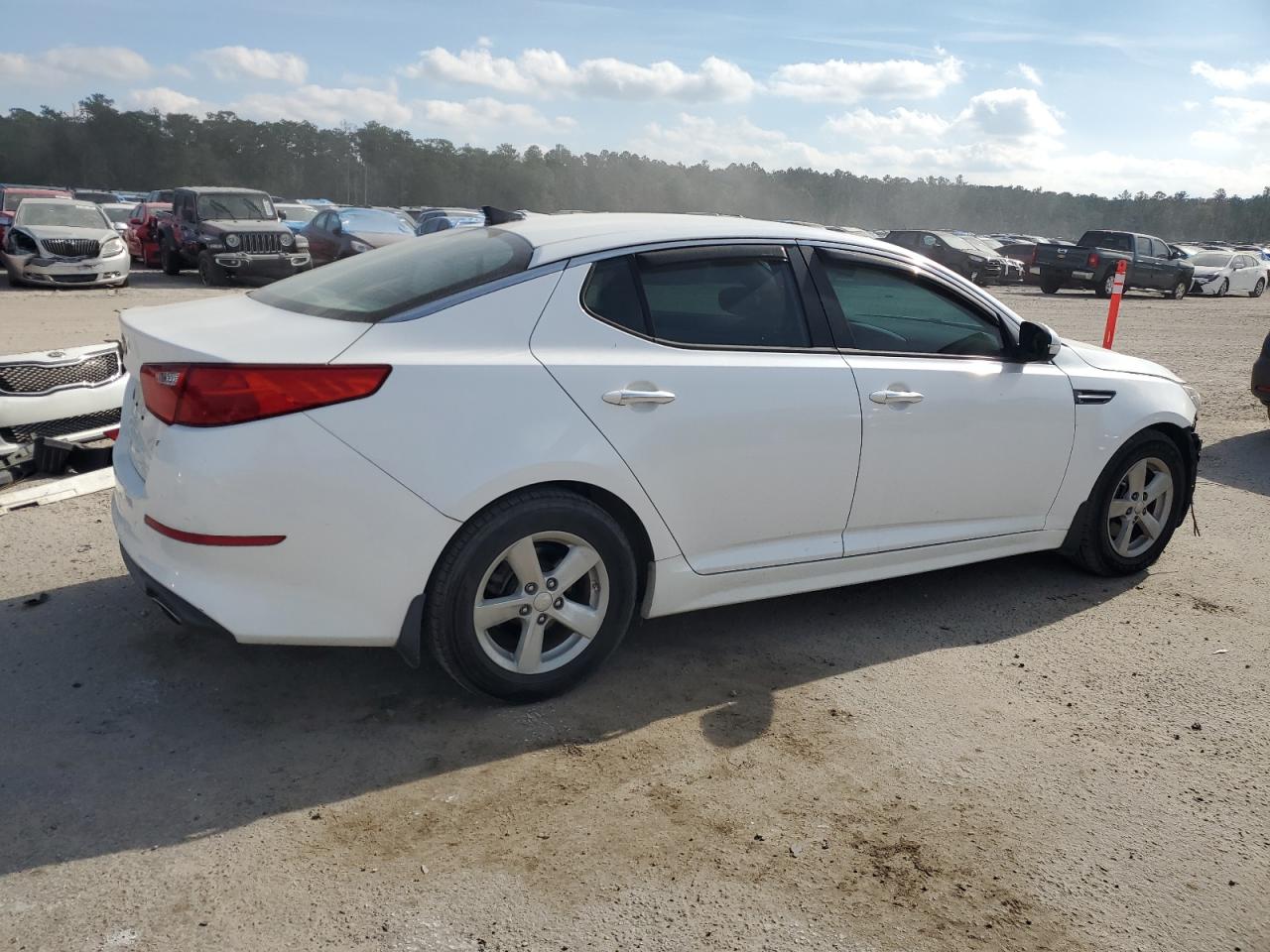 2015 KIA Optima VIN KNAGM4A75F5577346 Copart auction photo, all over damage thumbnail 3