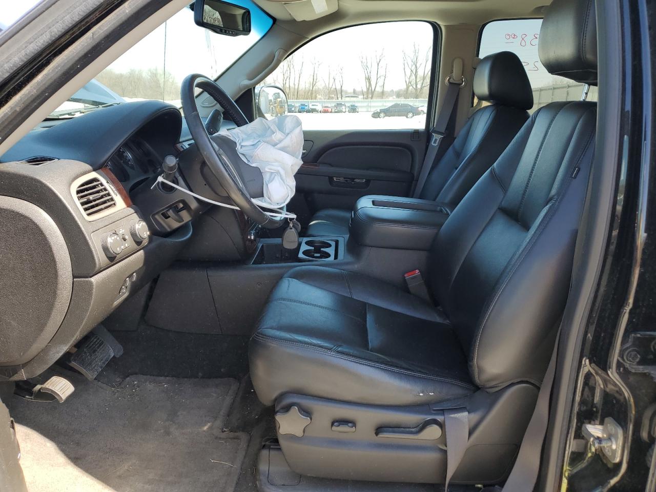 2013 Chevrolet Avalanche VIN 3GNTKFE76DG179301 Copart auction photo, front end / side damage thumbnail 7