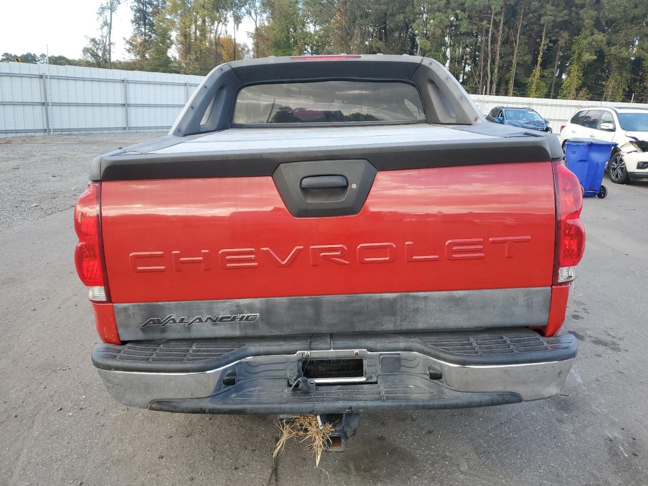 2005 Chevrolet Avalanche VIN 3GNEK12Z75G165457 Copart auction photo, rollover damage thumbnail 6