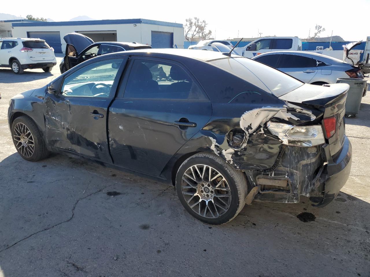 2012 KIA Forte VIN KNAFW4A33C5595200 Copart auction photo, side / rear end damage thumbnail 2