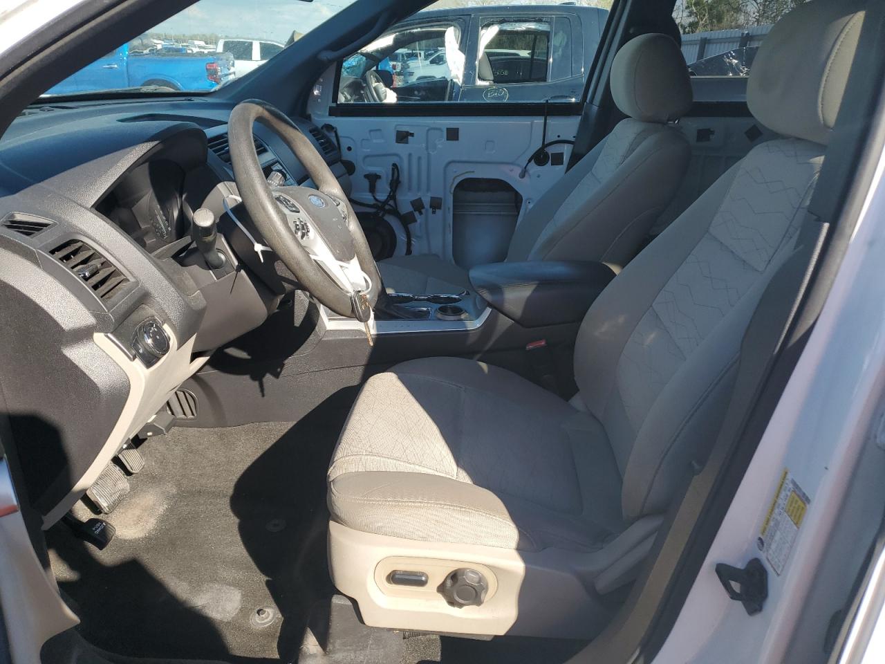 2015 Ford Explorer VIN 1FM5K7B86FGB00045 Copart auction photo, side / front end damage thumbnail 7